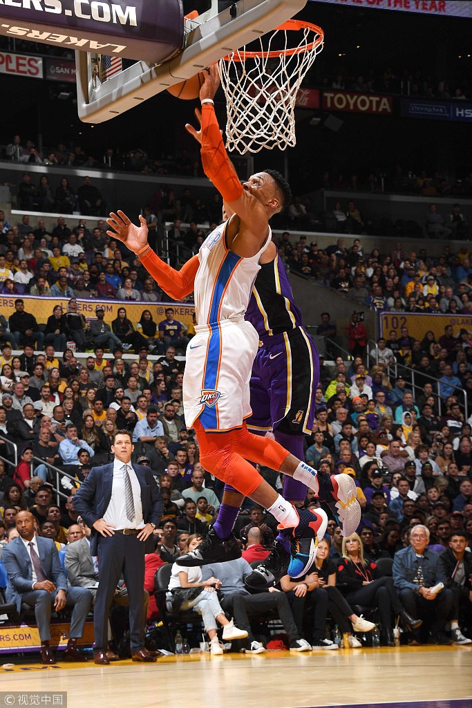 现场观众以 现场观众以